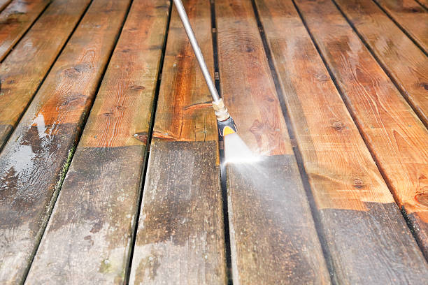Best Pool Deck Cleaning  in Baltic, CT